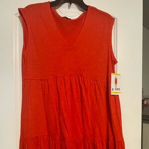 Tomato red sleeveless dress